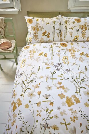Ariadne At Home Dekbedovertrek Flowerlove White 28026